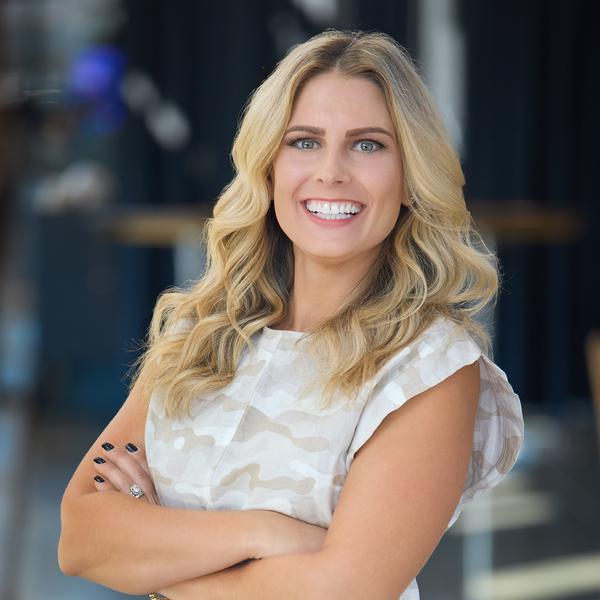 The Raleigh Blonde Yogi